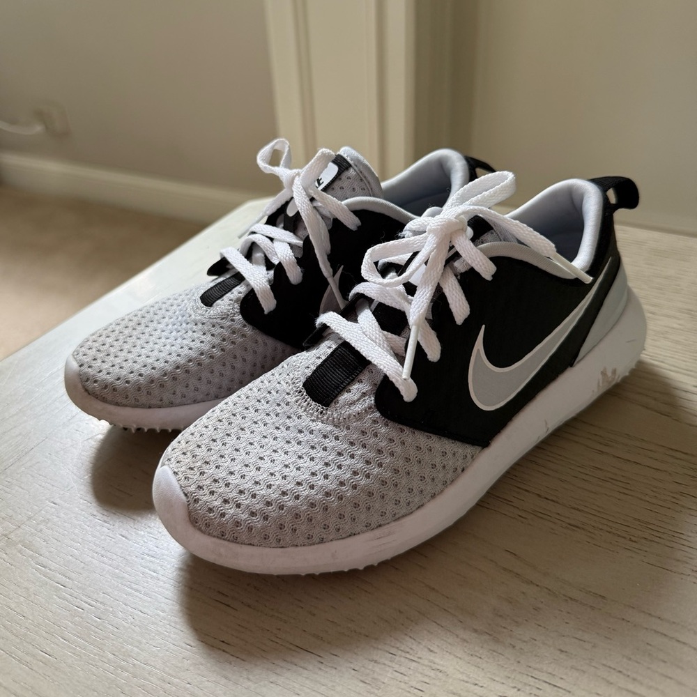 Nike Roche G Youth Golf Shoes